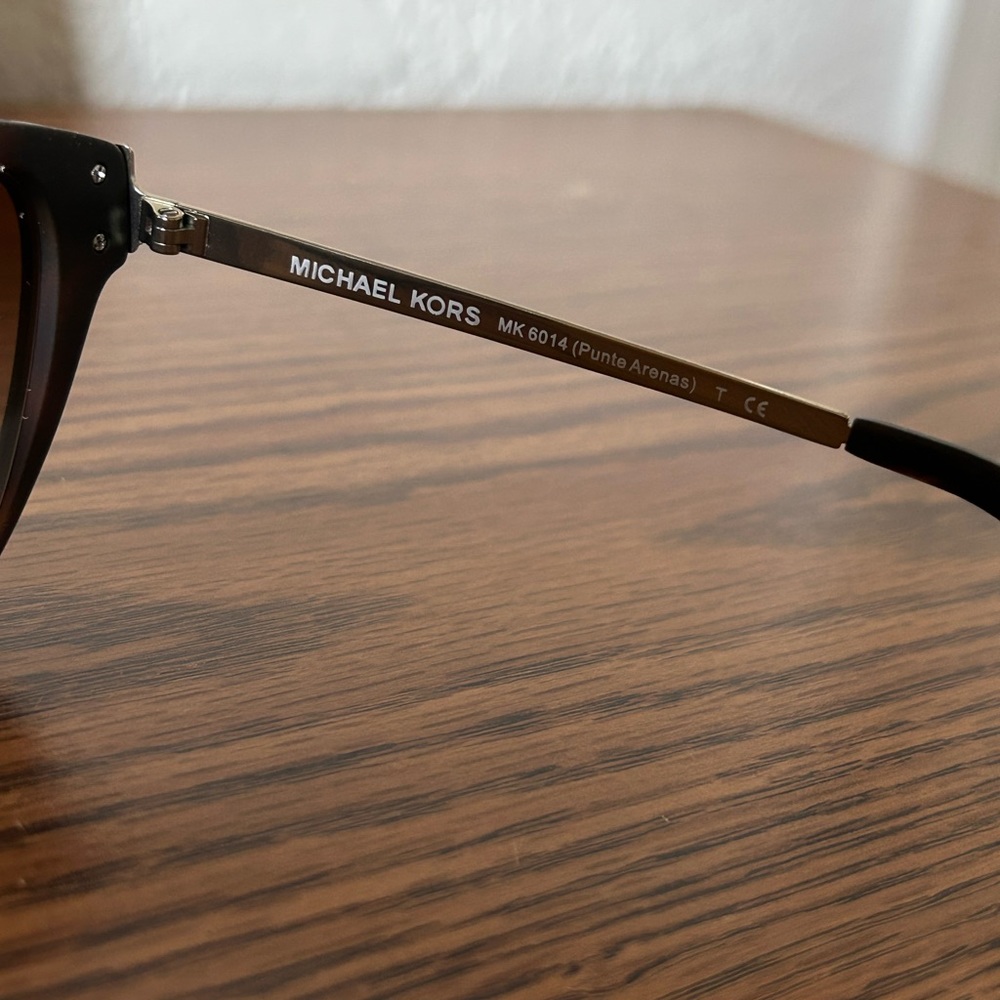 Michael Kors Sunglasses - Picture 3 of 6